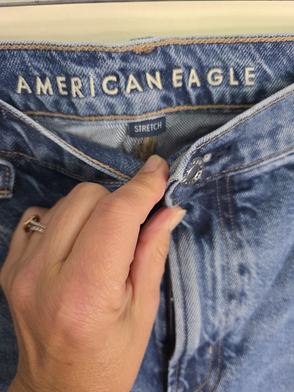 American Eagle Outfitters Women's Blue Stretch Barrel Jeans
